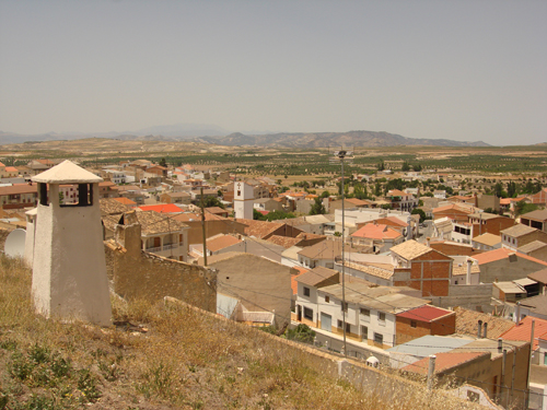 una vista de cuevas del campo